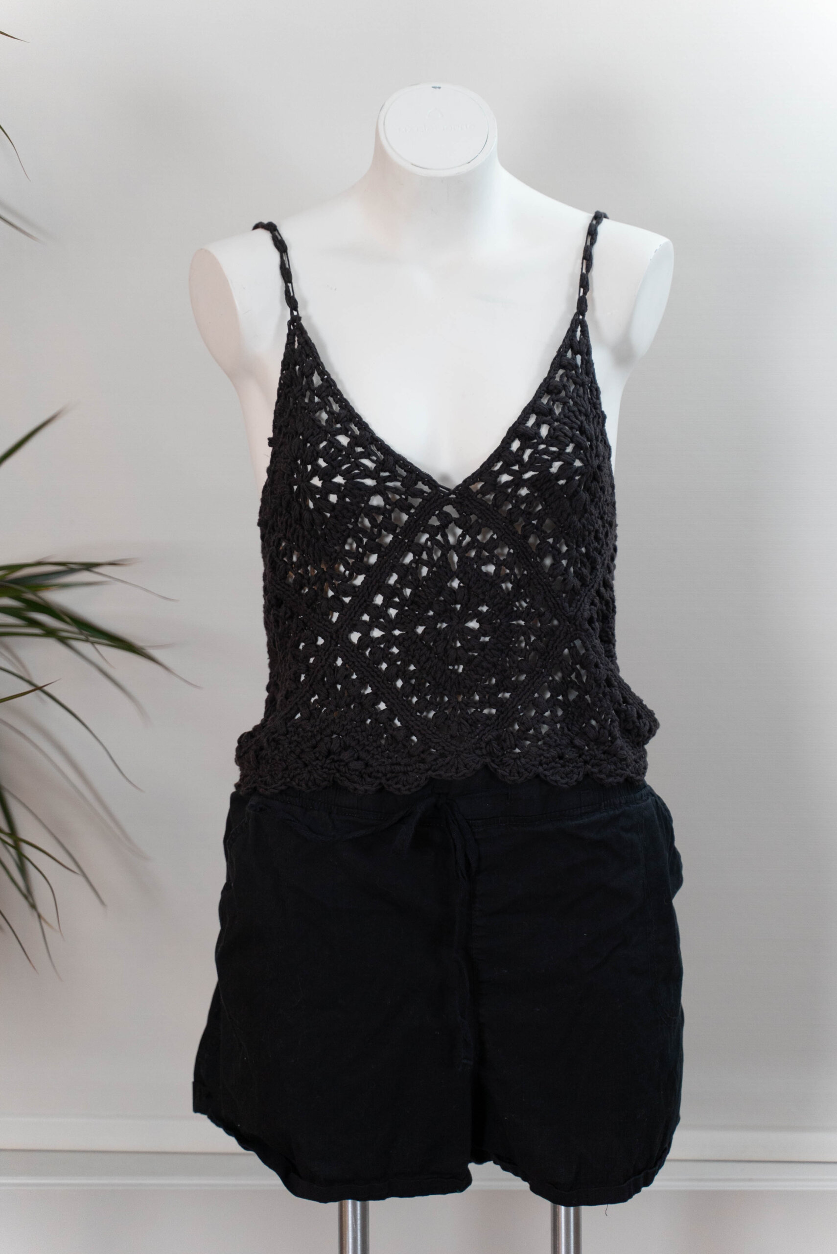 Reversible Black Tank